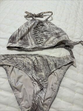 VENUS Gray Tie-Dye Halter Bikini Set